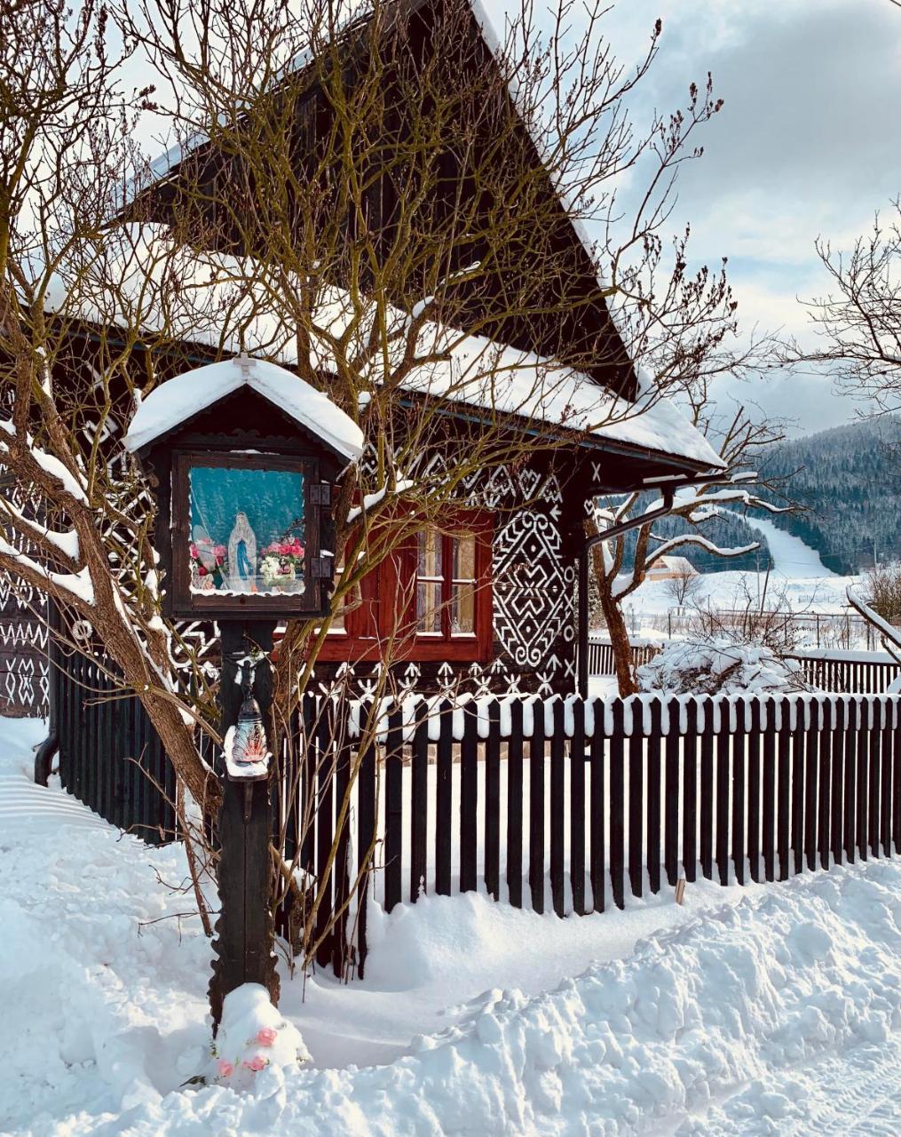 Отель Kastiel Чичмани Экстерьер фото